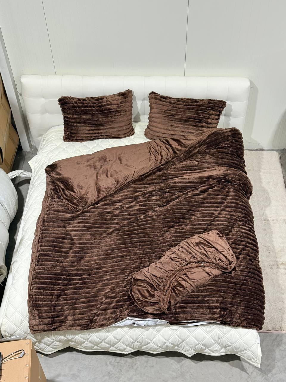 Велюрова постільна білизна Євро ПРОСТИНЯ НА РЕЗИНЦІ