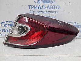 Ліхтар задній зовнішній правий Renault