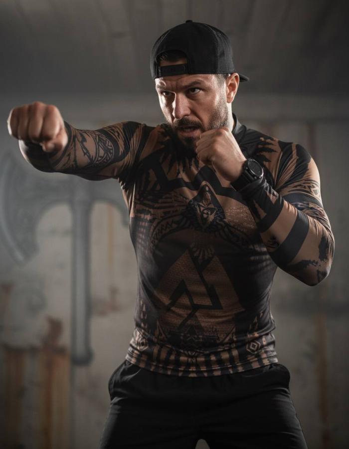 Мілітарі рашгард Voron