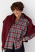 Сорочка в клітинку з подовженою спинкою, колір сірий/бордовий. Артикул: 230932
