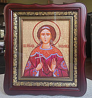 Икона именная святая Вероника в темном фигурном деревянном киоте под стеклом ,размер киота 26×23, сюжет 15×18