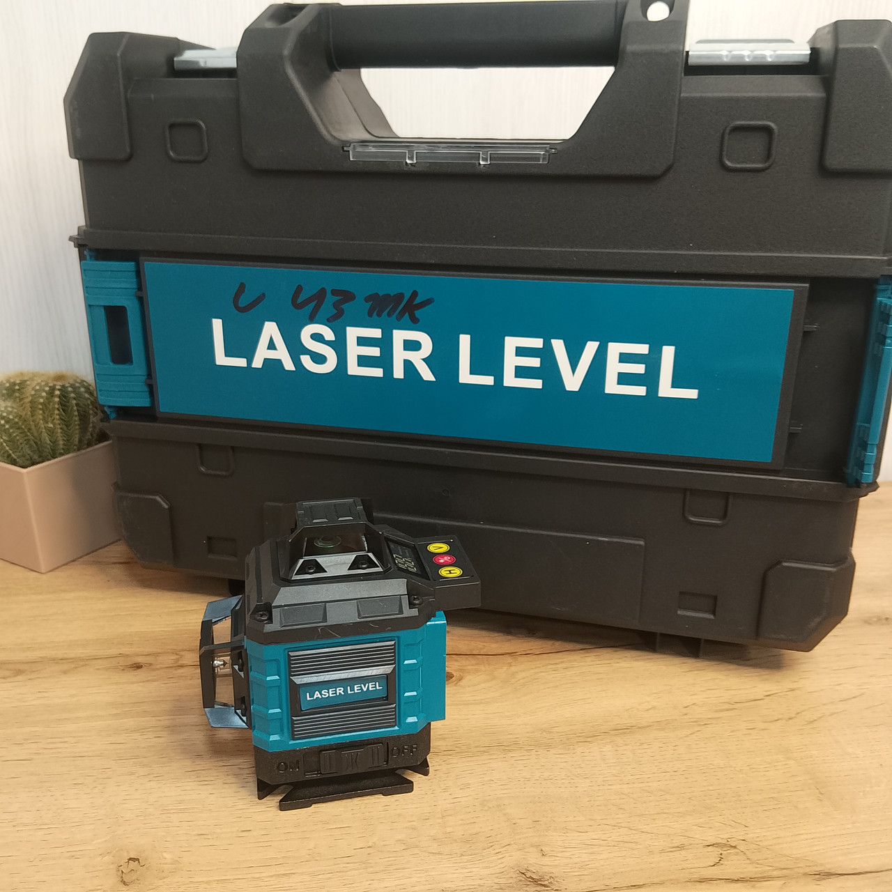 Професійний рівень лазерного рівня для будівельних робіт з штативом (5)