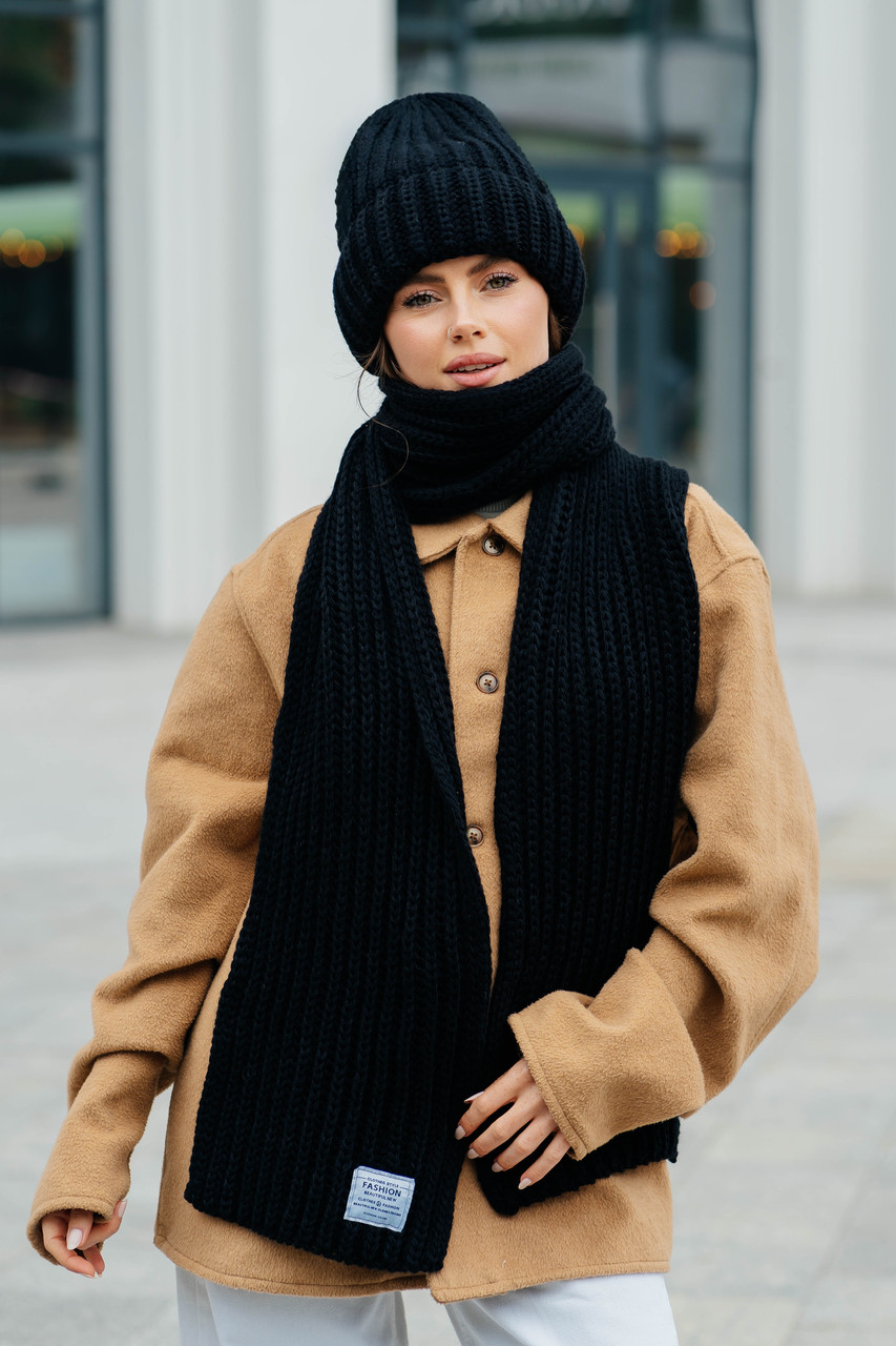 В'язаний комплект "Вельяна", колір чорний