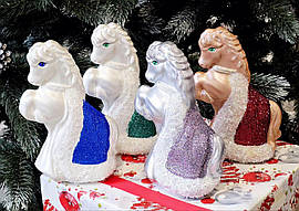 Кінь символ року 2026  21см