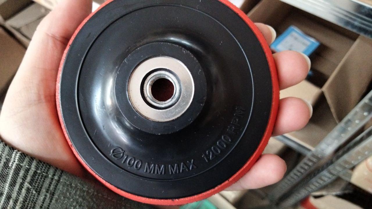 Шліфувальна основа (тарілка) 100 мм M10 з адаптером для дриля + 9 шліфувальних дисків (P80-P240) для шліфування та полірування, фото 1
