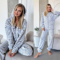 Теплий жіночий домашній костюм піжама махровий 42-46, 48-52: лапки, лео, зебра