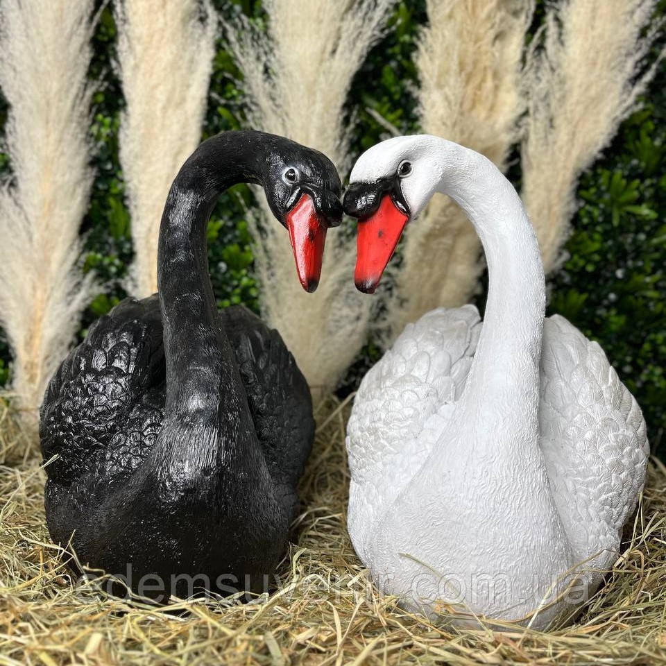 Декоративні фігури Вишукані лебеді білий і чорний (40×26×39 см), 2 шт, ,декор для дому і саду