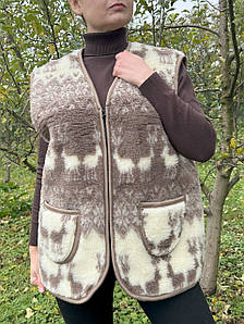 Жилетка з овечої вовни з візерунком “Олені” - тепла унісекс безрукавка з натуральної овчини (46-60 р.)