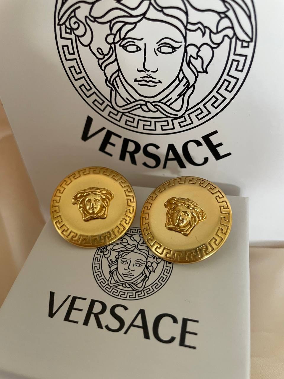 Сережки пусети Версачі позолота 18К, фото 1