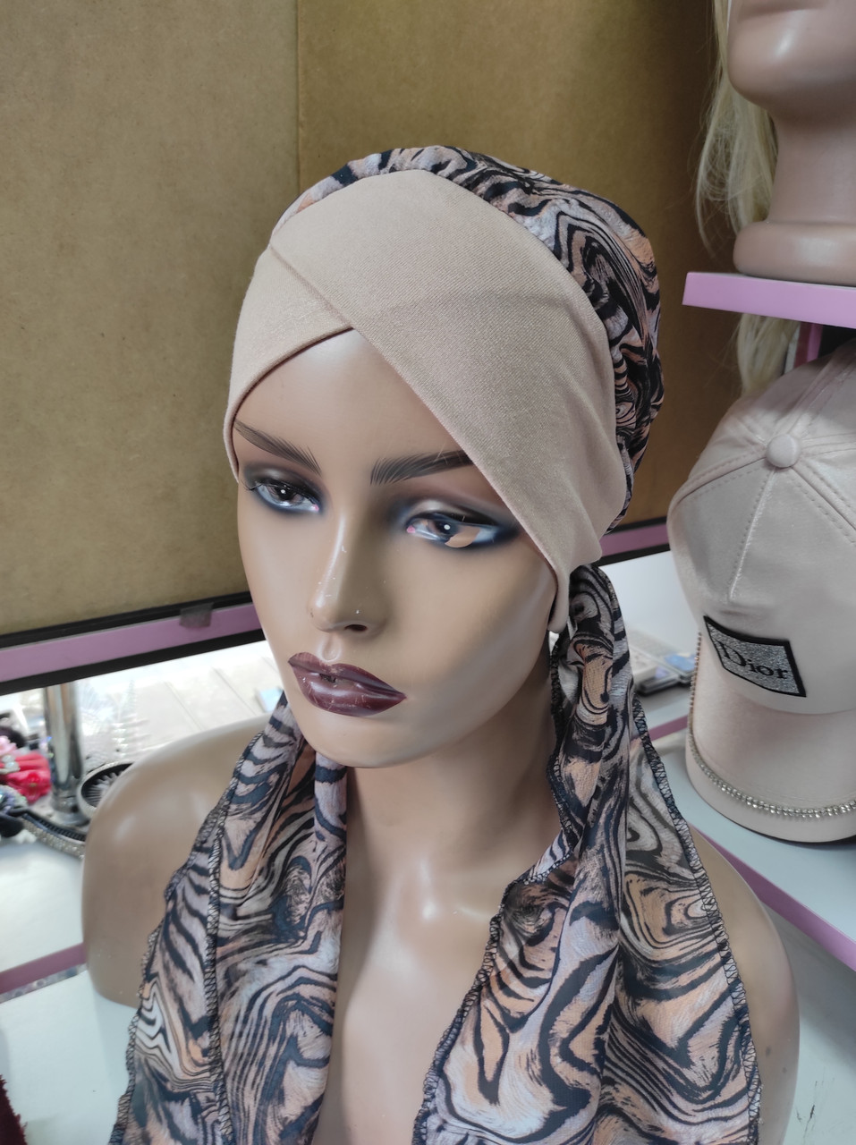 Чалма літня шапка 54-60 рр шифон бежева з принтом на пов'язці трикотажній "Вуалька" натуральна тканина, фото 1