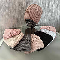 Шапки жіночі, на флісі (56-58р універсальний) купити гуртом від складу 7 км Одеса