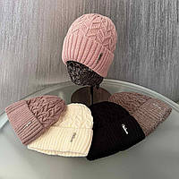 Шапки жіночі, на флісі (56-58р універсальний) купити гуртом від складу 7 км Одеса