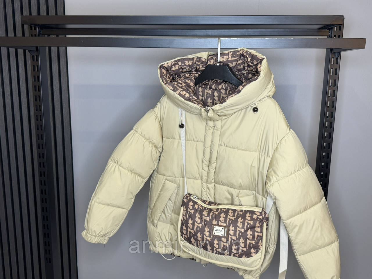 Куртка зимова дитяча двостороння із сумкою для дівчинки 6-10 років, колір молочний