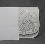Шкіряна квадратна жіноча сумка, біла сумочка з тисненим орнаментом "Сварога", сумка через плече, фото 8