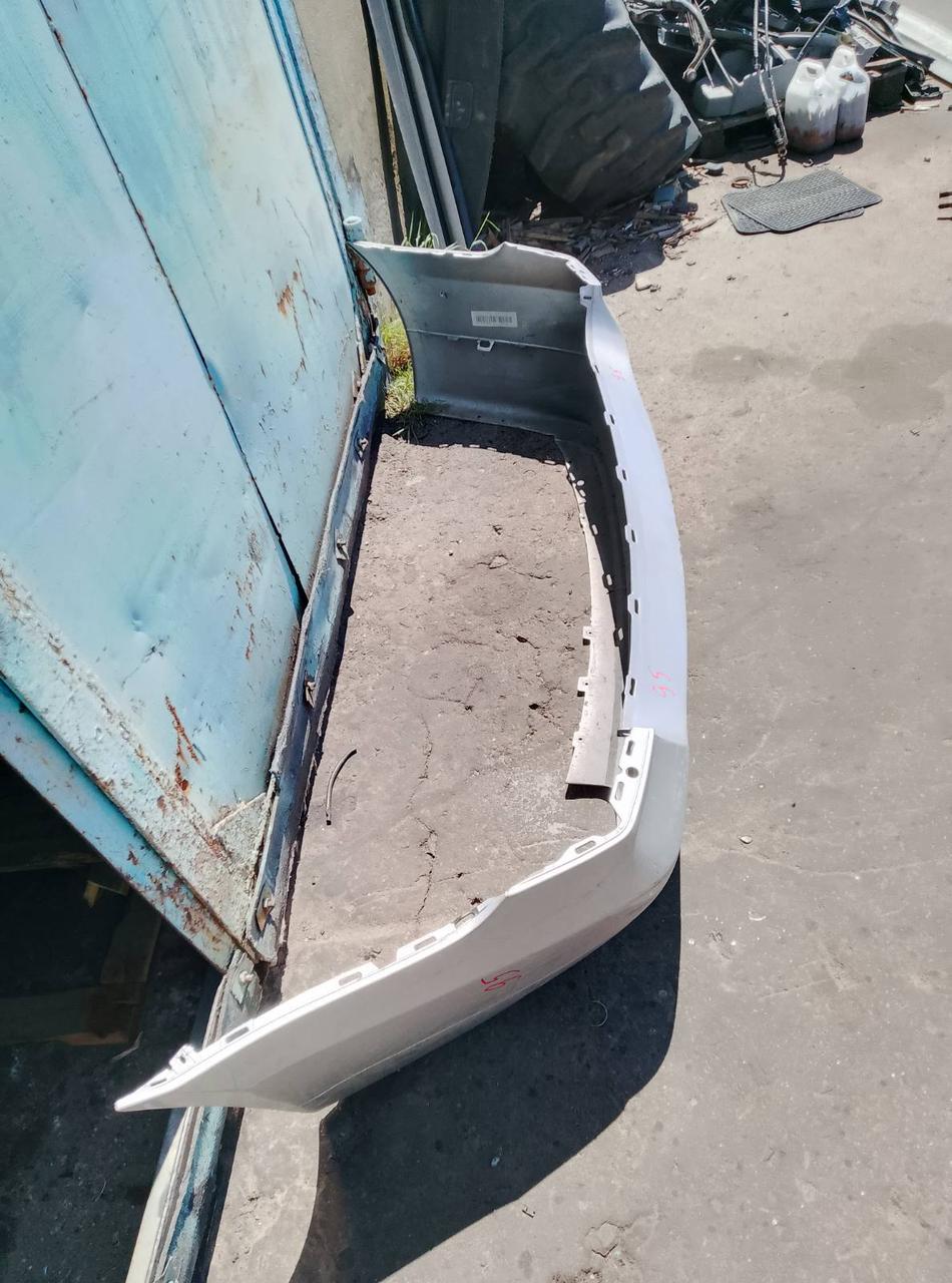 Вітаю зацікавлених на авто розборці Чемпіон !!!<br />
 Предметом оголошення є&nbsp;Бампер Задній Bmw E90 51127141053 7143811&nbsp;<br />
 Фактичний стан на фото. Гарантія 14 днів на встановлення та перевірку<br />
 Висилаємо по всій Україні по передоплаті на транспортні витрати!<br />
 Наявність та асортимент на складі постійно змінюються.<br />
 Точні деталі уточняйте по телефону +380973363743 — фото 4