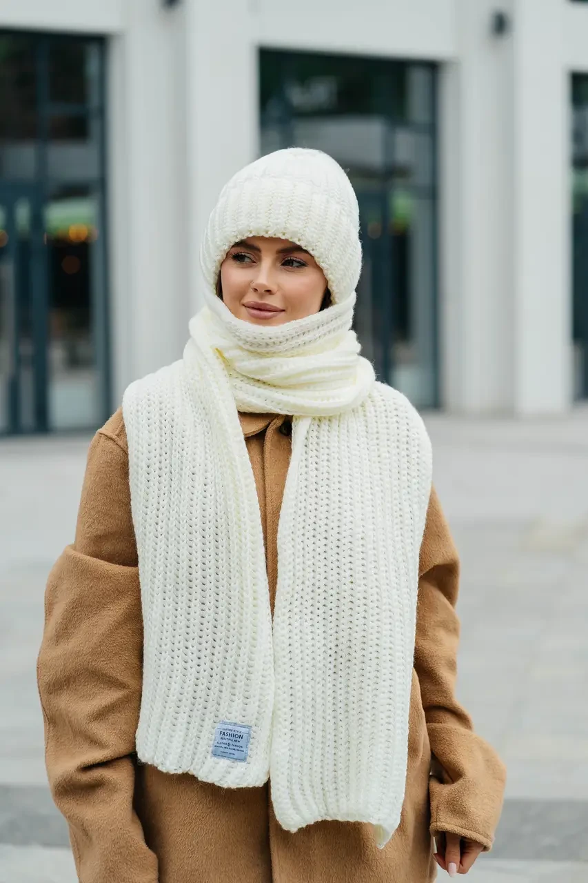 В'язаний теплий зимовий комплект Ulyana, шапка + шарф, молочно-білий, фото 1