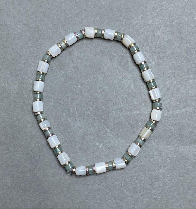 Браслет Перламутр циліндр 5х5мм+-Гематит Нефрит рондель 4х1мм+- L- 18см +-стрейч, фото 1