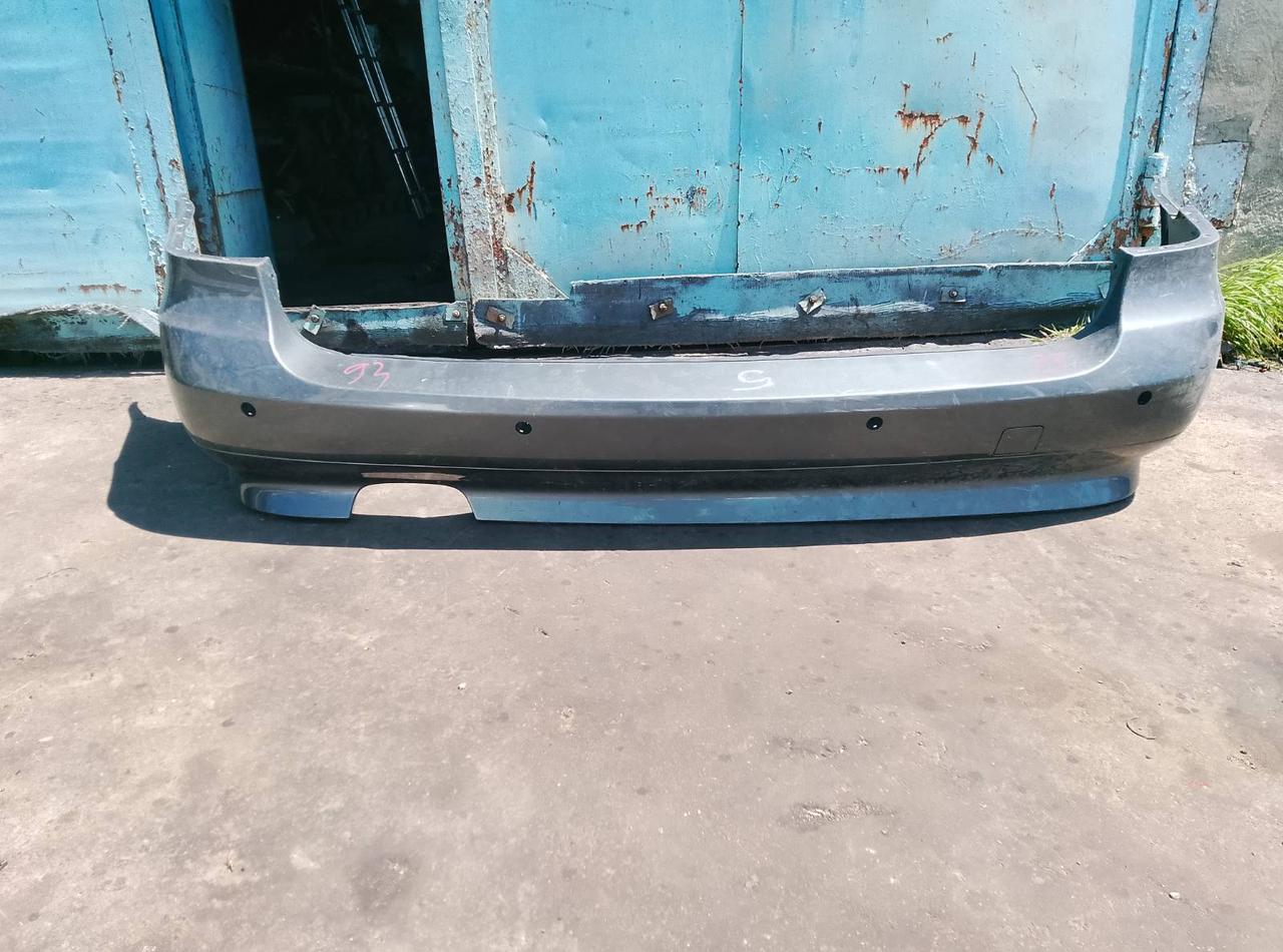 Вітаю зацікавлених на авто розборці Чемпіон !!!<br />
 Предметом оголошення є&nbsp;Бампер Задній Bmw e60 e61 Універсал&nbsp;<br />
 Фактичний стан на фото. Гарантія 14 днів на встановлення та перевірку<br />
 Висилаємо по всій Україні по передоплаті на транспортні витрати!<br />
 Наявність та асортимент на складі постійно змінюються.<br />
 Точні деталі уточняйте по телефону +380973363743 — фото 1