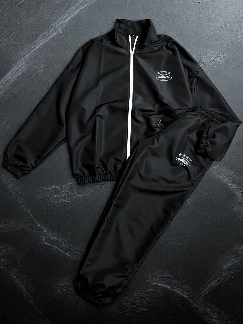 Спортивний чоловічий костюм із плащівки