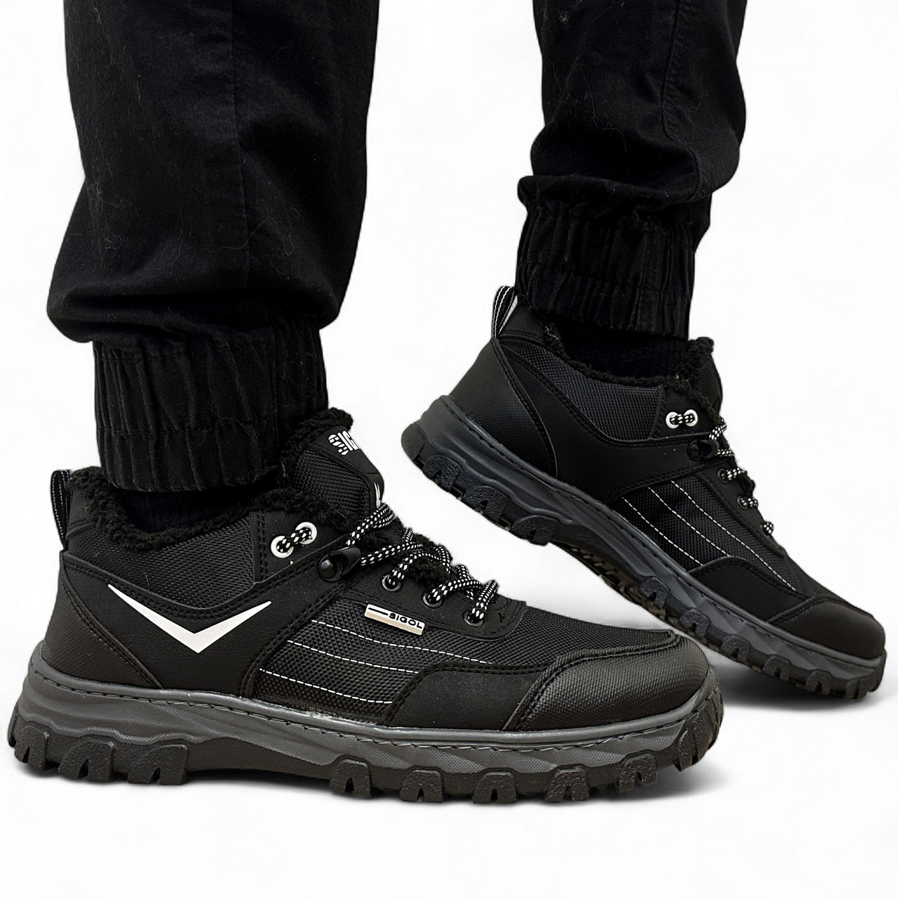 Кросівки чоловічі зимові з хутром протекторні чорні з сірим (Сгб-15-1), фото 1