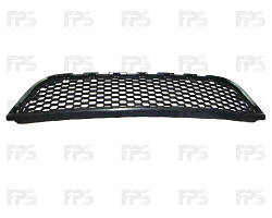 Решітка бампера RENAULT LOGAN 07-09 MCV