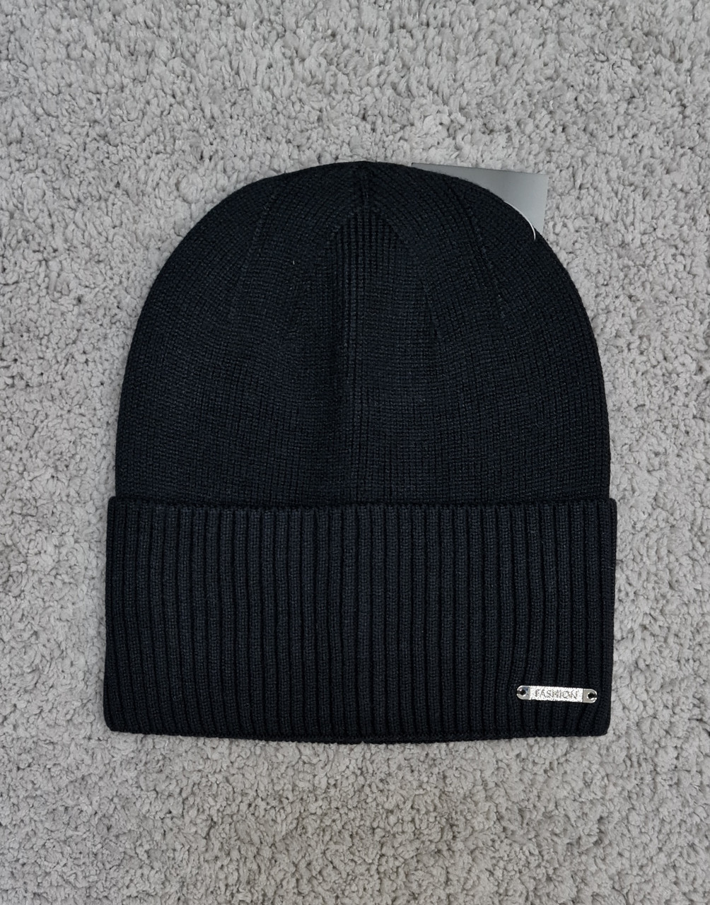 Шапка жіноча однотонна класична