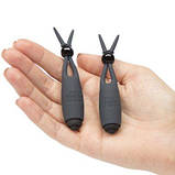 Затискачі для сосків Fifty Shades Of Grey з вібрацією, силіконові, чорні, 10,8 см, фото 6