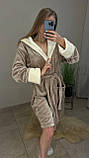 Теплий жіночий бежевий халат з вушками , короткий жіночий махровий халат, фото 4