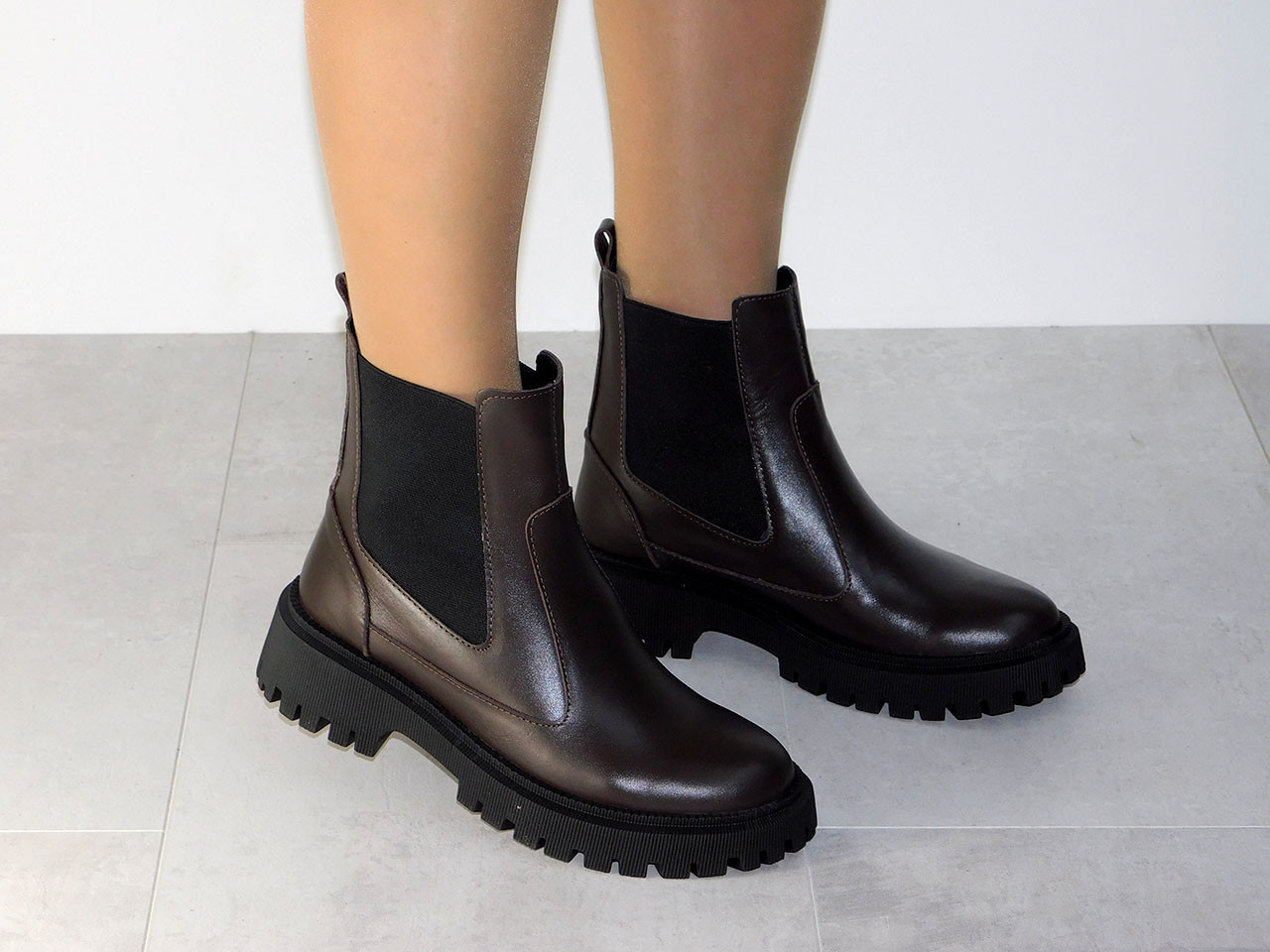 Черевики челсі жіночі шкіряні демісезон коричневі, фото 1