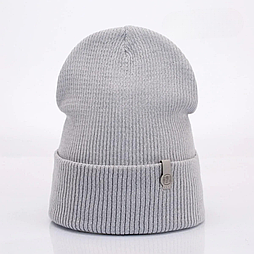 Дитяча шапка с нашивкою лопата у сірому кольорі