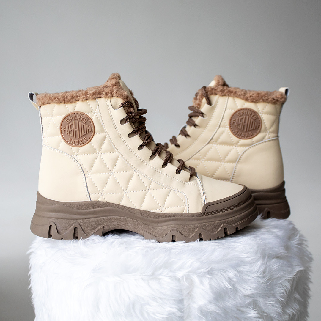 Шкіряні жіночі зимові черевики утеплені хутром на шнурівці та блискавці у бежевому кольорі