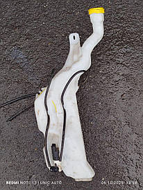 Бачок омивача Рено Меган 4 / Сценік 4 (Renault Megane 4 / Scenic 4) б/в