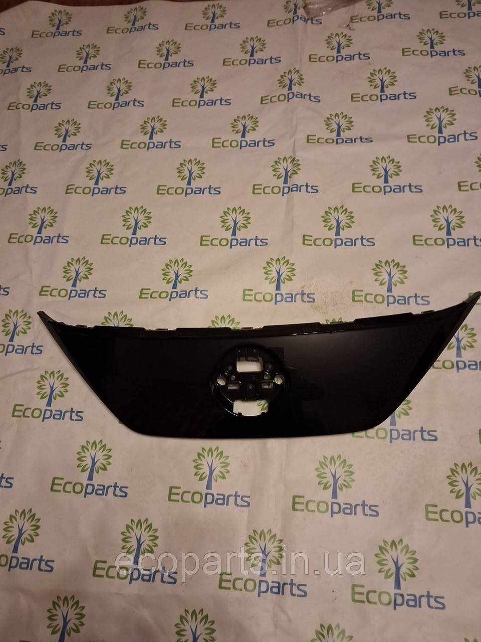 Решетка бампера Nissan Leaf без камери (рест)