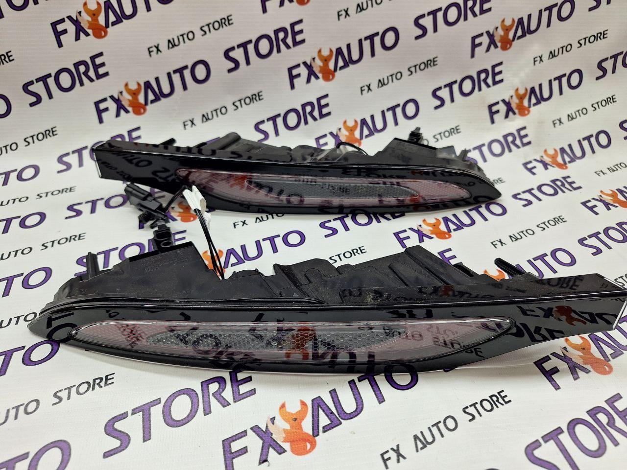 Катафот Ліхтар ПАРА в задній бампер відбивач Land Rover Range Rover Evoque L551 2019-2023 LR136974 LR136975, фото 1