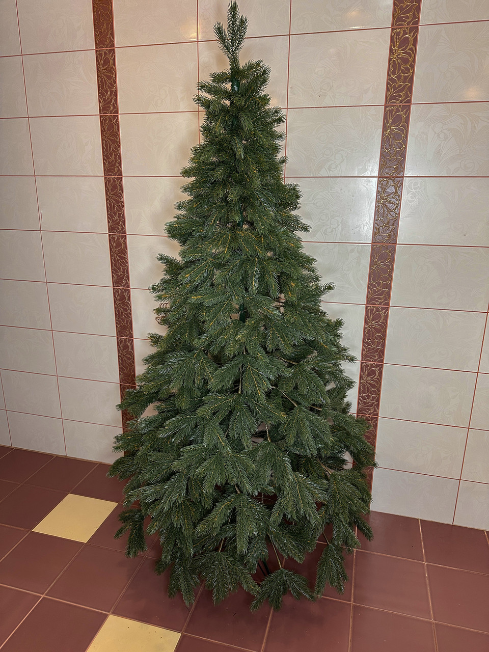 Штучна ялинка Кедр 1.5 м. Ялинка лита, як справжня. Ялина розбірна. Українське виробництво, фото 1