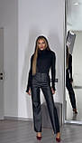 Жіночі шкіряні штани на флісі вільного фасону чорні 42-44, 46-48, фото 3