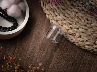 Баночка пластикова для крему. 30x30мм 8мл