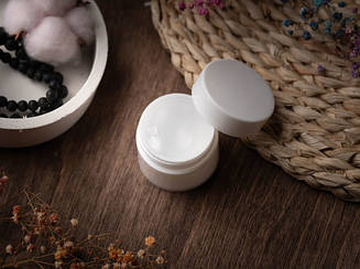 Баночка пластикова для крему. 27x33мм 5мл