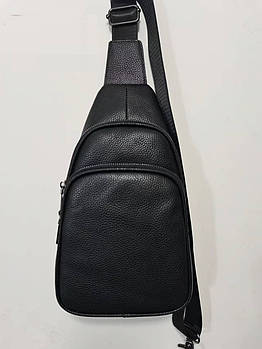 Чоловіча сумка чорна слінг на блискавці з кишенями з натуральної шкіри Liza