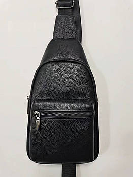Чоловіча сумка чорна слінг на блискавці з кишенями з натуральної шкіри Liza