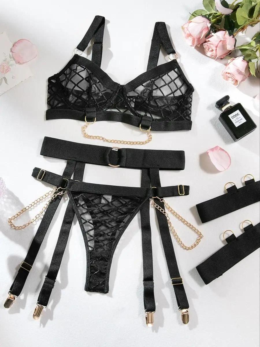 Жіночий комплект Intrigue набір спідньої білизни декорований кільцями та ланцюжками з поясом і гартерами чорний S, фото 1