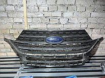 Решітка радіатора grill з каркасом і хромом у зборі Ford Explorer 20- з емблемою, XLT LB5Z8200BB