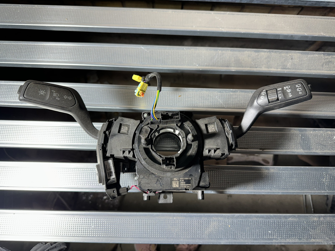 Гітара підрульових перемикачів Ford Explorer 20- з підігрівом, електроколонка, утримання в полосі, датчик дощу LB5Z3F791SA, фото 1