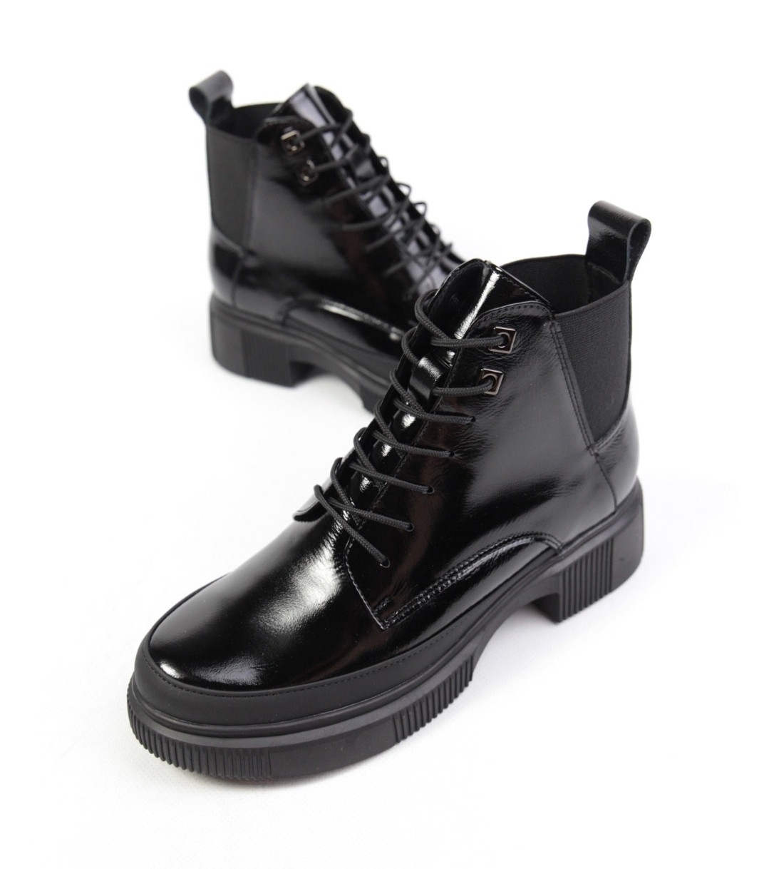 Черевики челсі жіночі шкіряні лаковані демісезон чорні, фото 1