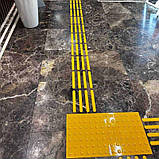 Тактильний індикатор "Смуга" самоклеючий 280 мм (чорний) (1шт) (323-5810), фото 6