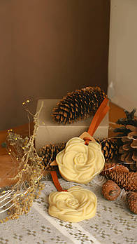 Wax & Whisper Аромасаше для гардероба Квітка Tonka & Oud