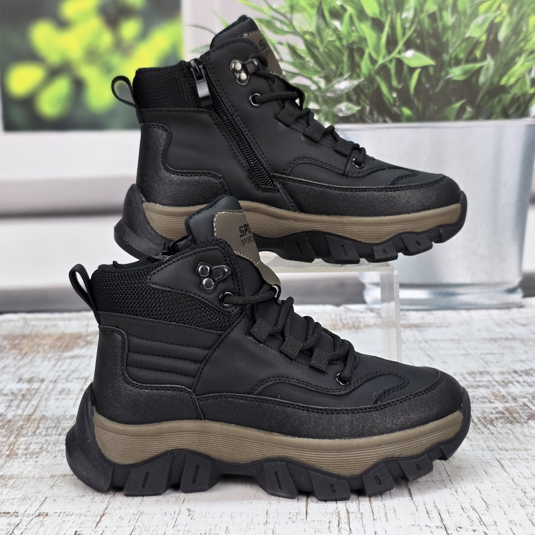 Черевики зимові для хлопчика EeBb чорні з коричневим на овчині 7004