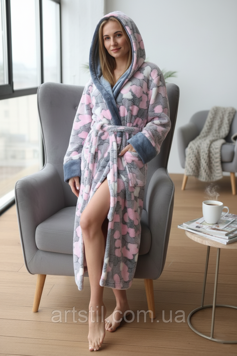 Махровий теплий довгий жіночий халат сіро-рожевого кольору з сердечками, фото 1