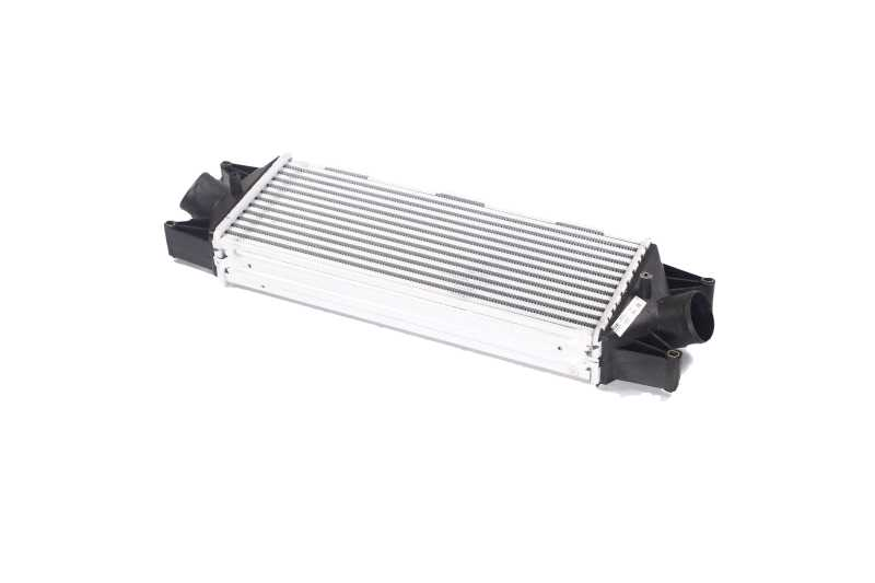 Інтеркулер IVECO Daily (99-) Nissens 96727