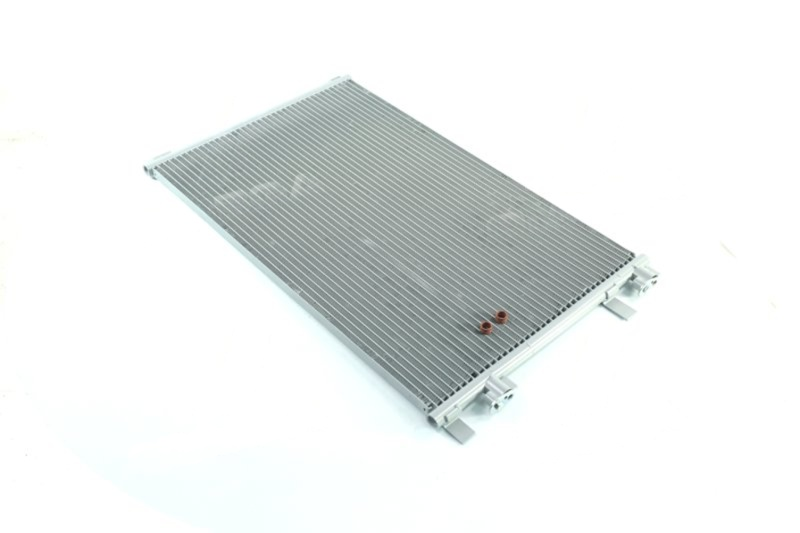 Конденсатор кондиціонера Renault Scenic II (03–) 2.0 i 16V (Nissens) 94626